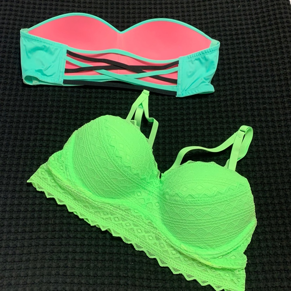 VS Pink bras